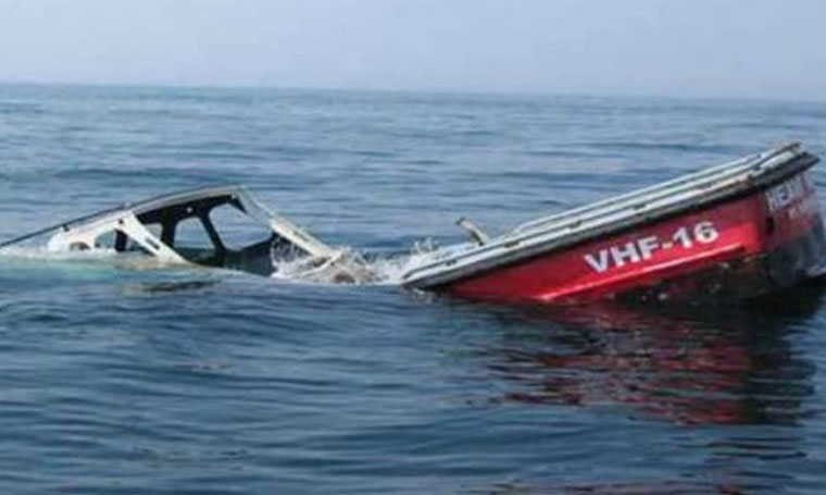 مقتل 3 أشخاص إثر غرق قارب قبالة سواحل ولاية كاليفورنيا الأمريكية
