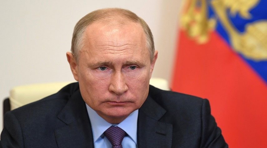 الرئيس الروسي يكشف نتائج تطعيمه بلقاح ضد كورونا