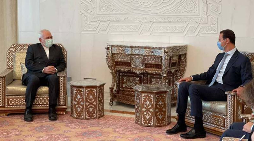 ظريف يبحث مع الرئيس الأسد العلاقات الثنائية وأوضاع المنطقة