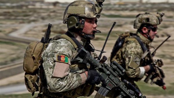 مقتل 11 مدنيا أفغانيا بأربع تفجيرات في أول يوم من هدنة الثلاثة أيام