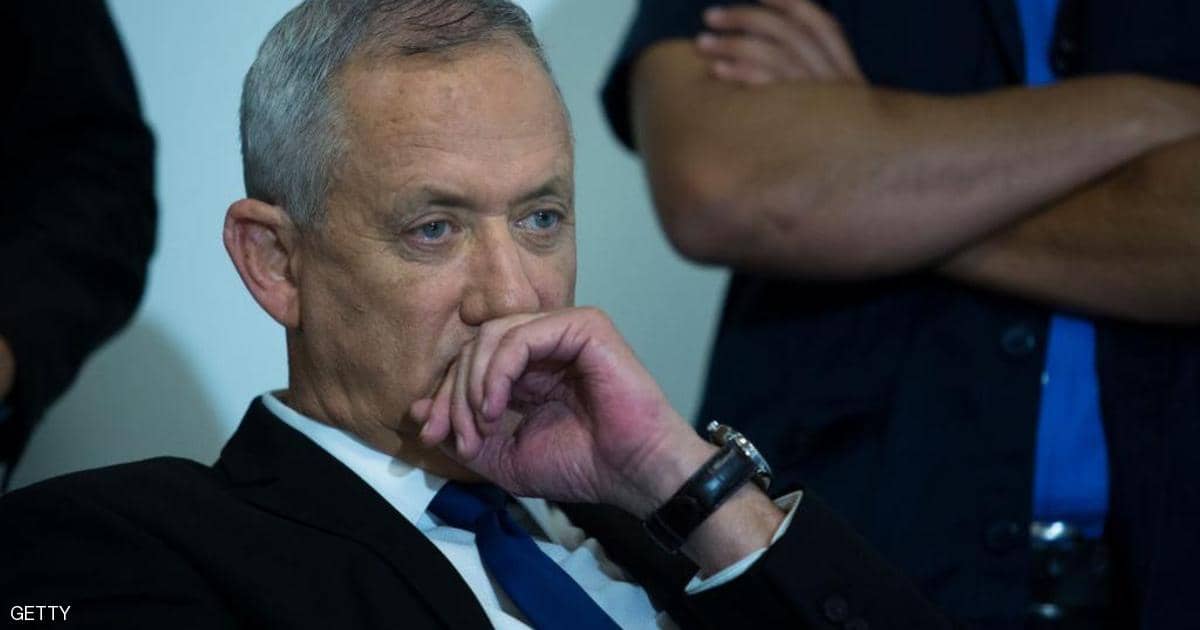 وزير الحرب الصهيوني يحذر من حرب أهلية