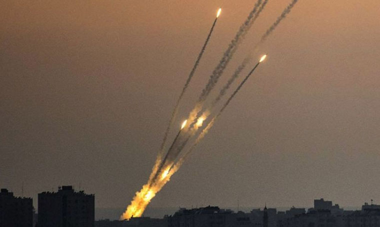 المقاومة الفلسطينية تدك الأراضي المحتلة بـ 2000 صاروخ