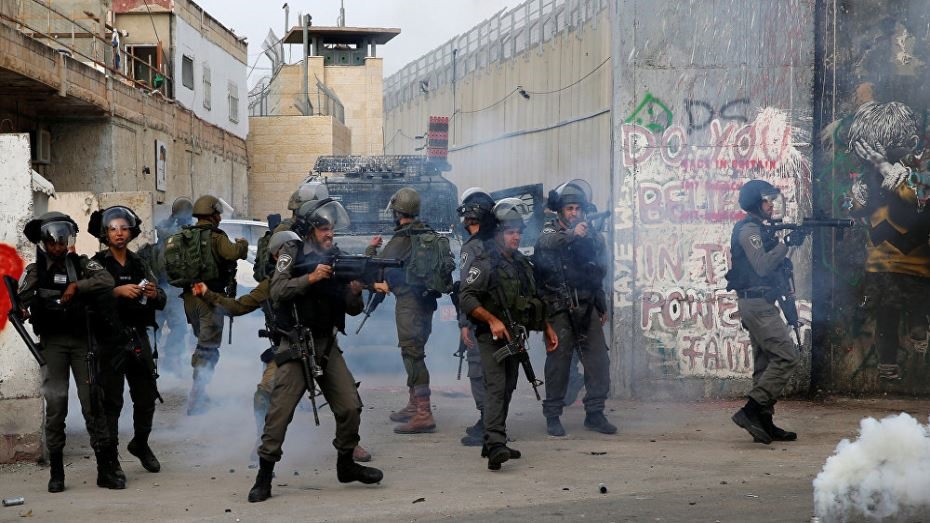 مواجهات الضفة الغربية تتصاعد بين الفلسطينيين والاحتلال