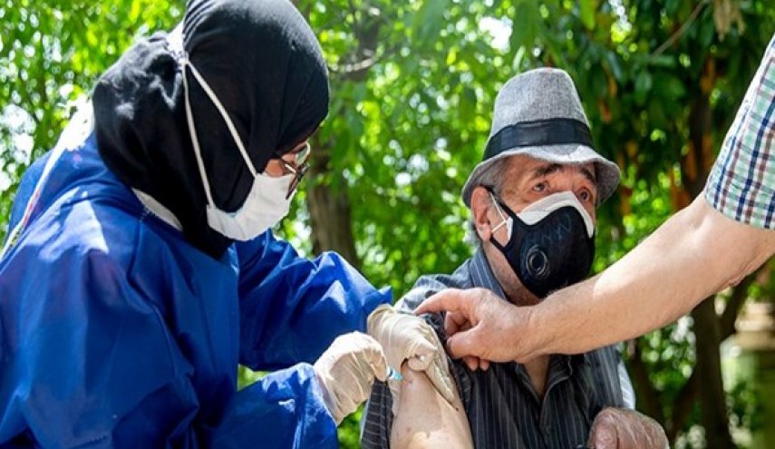 إيران.. تطعيم الأشخاص الذين تبلغ أعمارهم فوق 75 عامًا