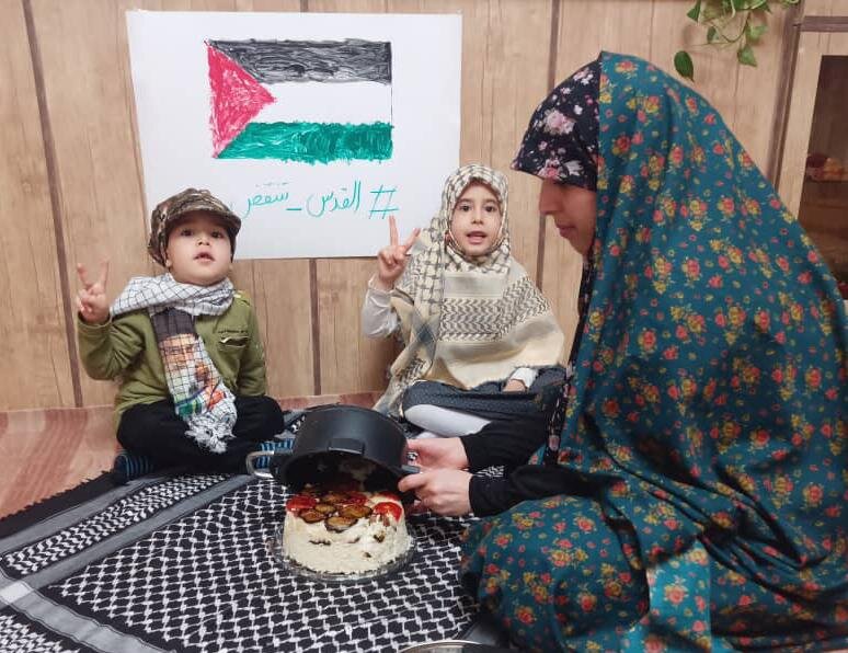 المقلوبة الفلسطينية تتحول إلى رمز للمقاومة في إيران + صور