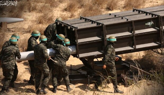 كتائب القسام تستهدف حافلة جنود بصاروخ موجه