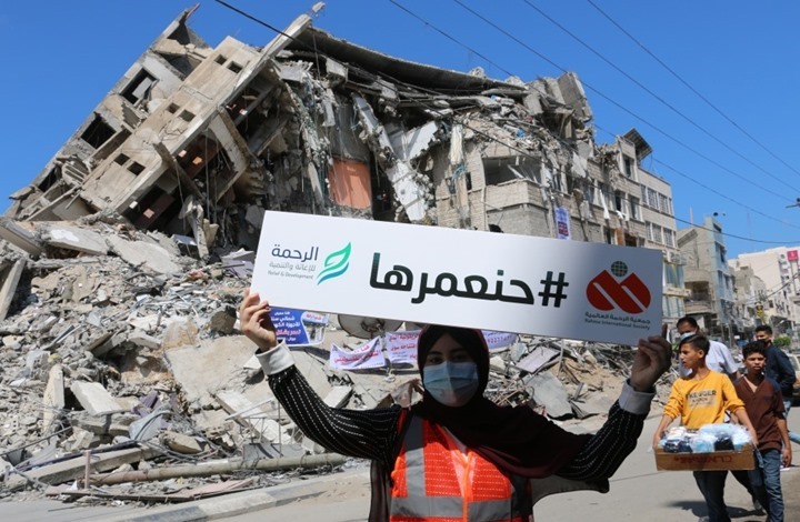 بالصور.. حملة لإزالة آثار العدوان الإسرائيلي على غزة