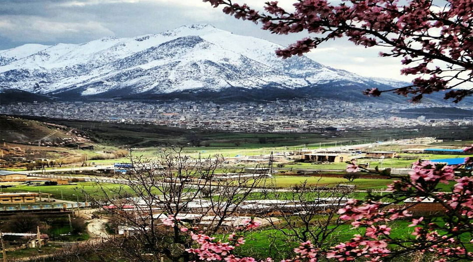 بالصور من إيران.. ممر"خان" الجبلي في مدينة بانه