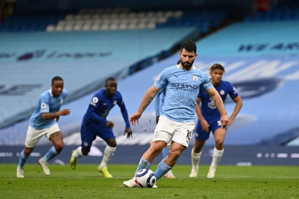 برشلونة يتعاقد مع أغويرو مهاجم مانشستر سيتي 