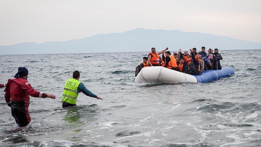  تركيا... إنقاذ 72 لاجئا أعادتهم اليونان
