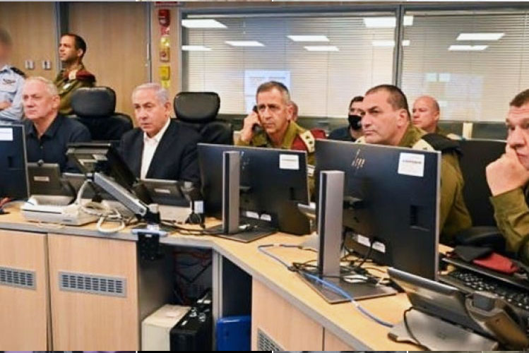 نتنياهو يعلق على التسجيل الصوتي للأسير الصهيوني الذي نشرته القسام+ صورة