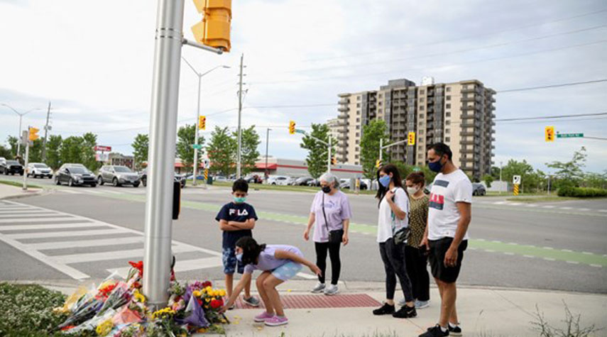 مقتل أسرة كندية مسلمة دهسا بشاحنة في كندا