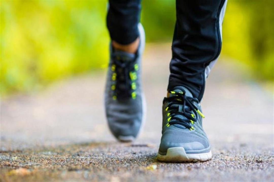 خطوات لتجنب الإجهاد العضلي بعد المشي