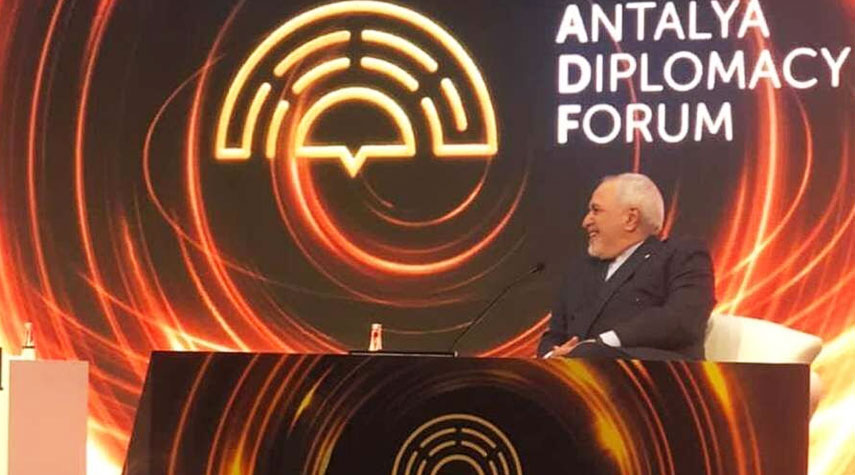 وزير الخارجية الايراني ألقى خطابا في منتدى أنطاليا الدبلوماسي