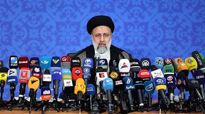 الرئيس الايراني المنتخب: تحقيق العدالة والاقتصاد محور عمل حكومتي