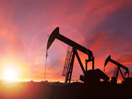 الإمارات تدعم زيادة إنتاج النفط "دون أي شروط"