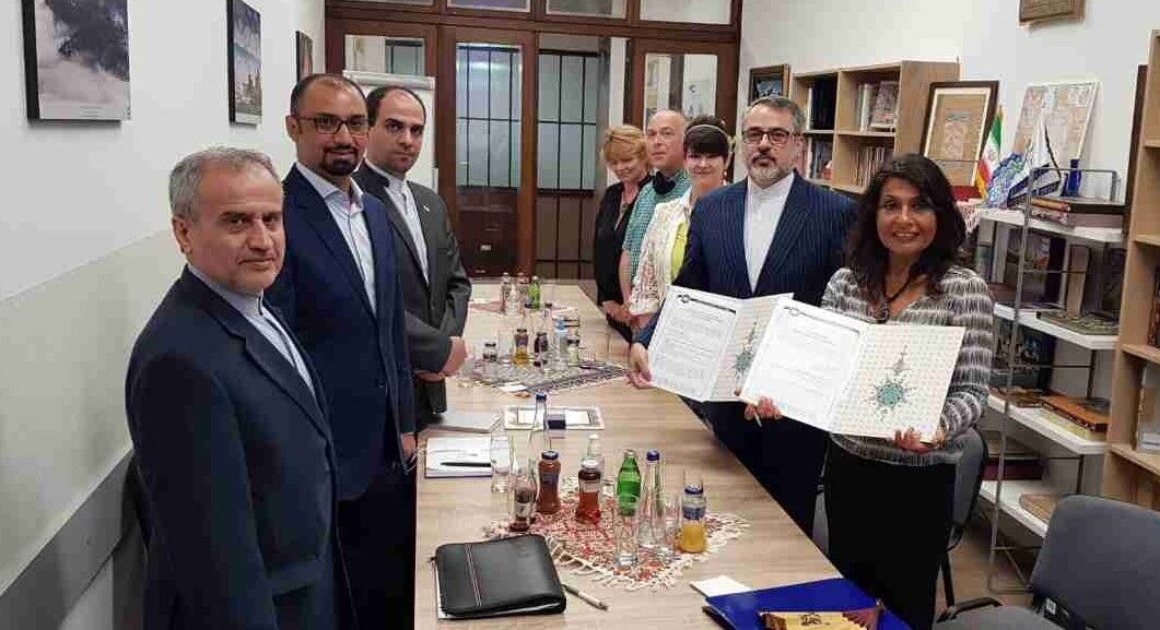 إيران وصربيا تتفقان على تعزيز التعاون العلمي والجامعي بين البلدين