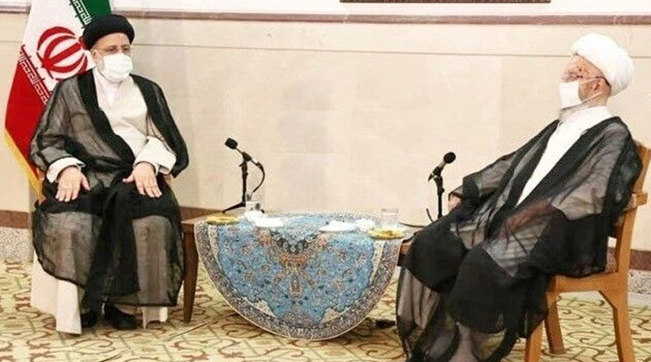 الرئيس الايراني المنتخب يلتقي بعدد من المراجع وعلماء الدين في قم المقدسة