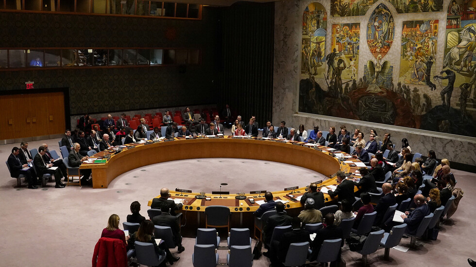 مجلس الأمن يتبنى قرار تمديد آلية إيصال المساعدات إلى سوريا