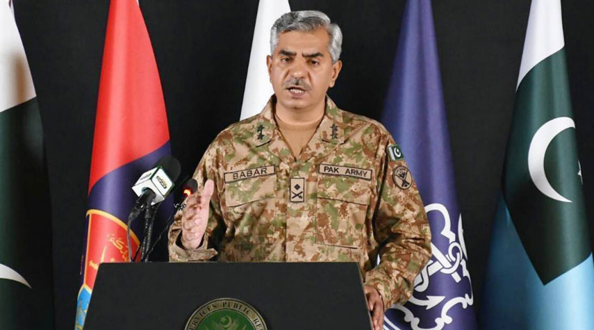 باكستان تستنفر قواتها على حدودها مع أفغانستان