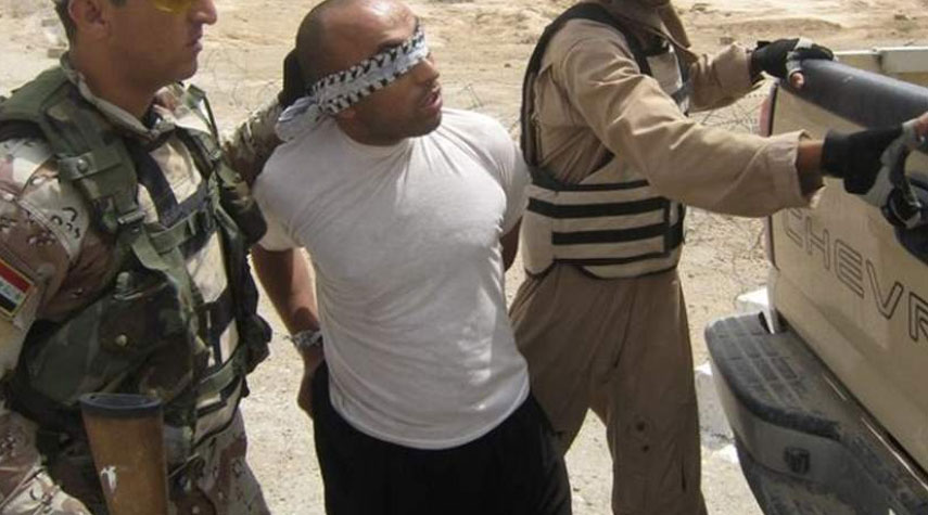 القوات العراقية تلقي القبض على مطلوبين بقضايا إرهابية في سامراء