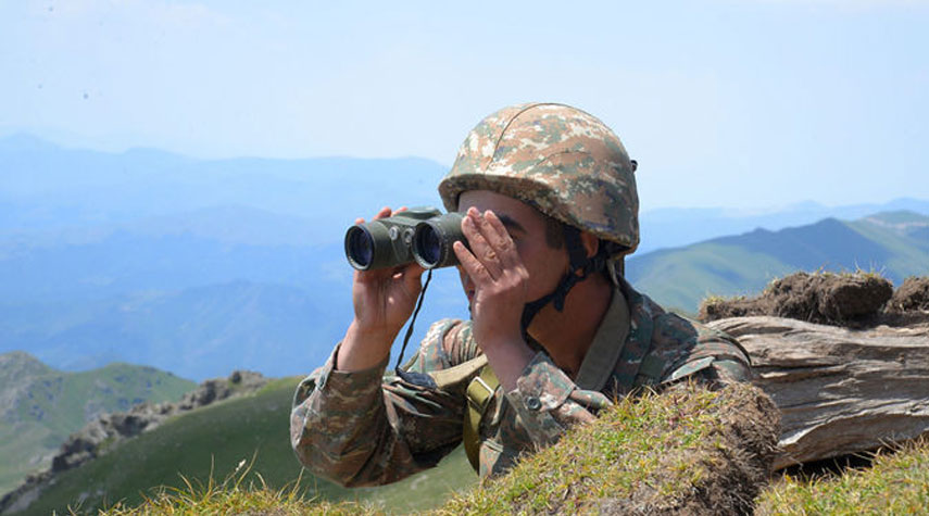 باكو: مقتل جندي أذربيجاني جراء إطلاق النار من جانب أرمينيا