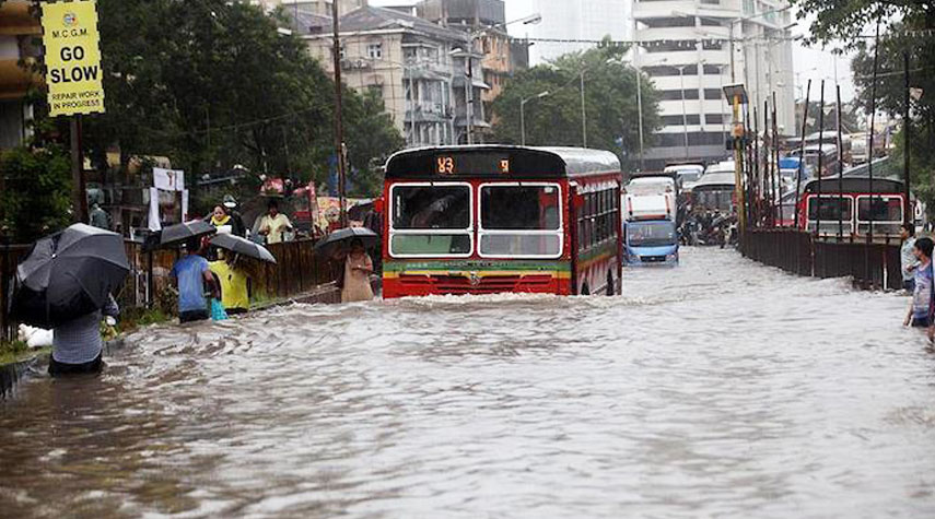 125 قتيلا جراء الفيضانات والانهيارات الأرضية في الهند