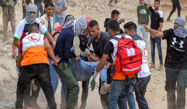 شهيد ومئات الجرحى في اشتباكات عنيفة مع الاحتلال بالضفة الغربية
