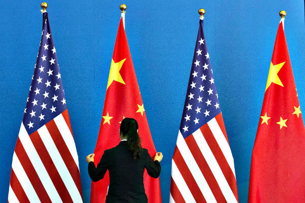 الادارة الامريكية تسعى لخلق عدو وهمي من الصين