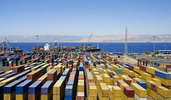 ميزان التجارة الإيراني سجل فائضا ملحوظا في ربيع 2021