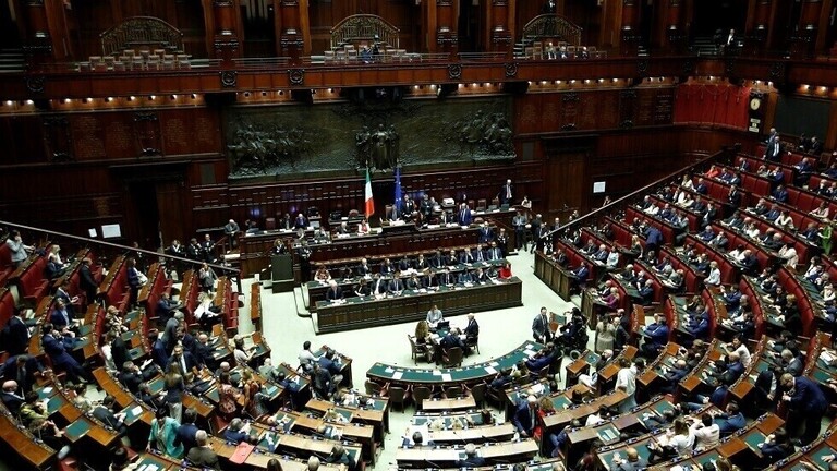برلماني إيطالي يدعو المجتمع الدولي الى عدم الاستسلام لطالبان