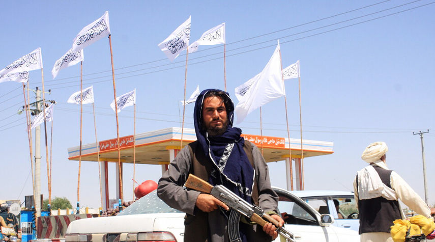 سياسي أفغاني: طالبان استولت على مزار الشريف بمؤامرة