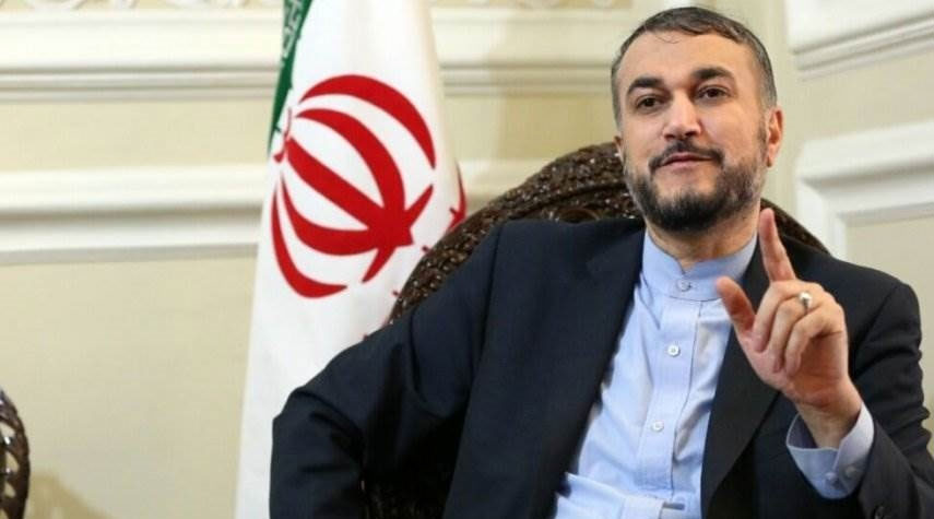 وزير الخارجية الإيراني الجديد يتلقى المزيد من التهاني بتوليه المنصب