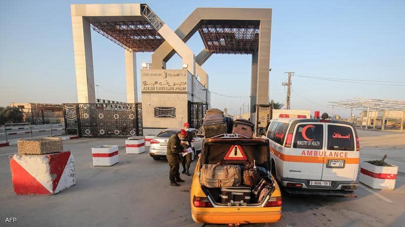 السلطات المصرية تعيد فتح معبر رفح البري