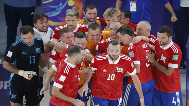 روسيا تتوج ببطولة العالم لكرة القدم الشاطئية