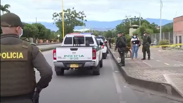إصابة 15 شخصا بانفجار في كولومبيا