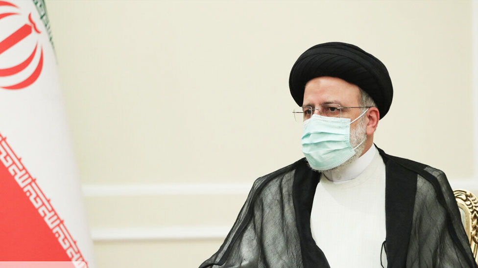 الرئيس الإيراني : دماء الشهداء جلبت الأمن لإيران والمنطقة