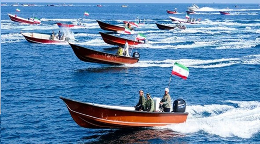 استعراض بحري لحرس الثورة الاسلامية في الخليج الفارسي