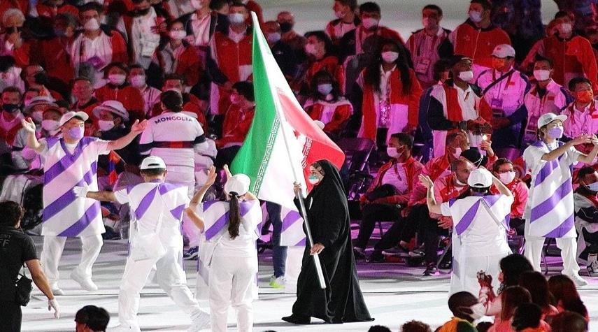 جوانمردي تتألق كرمز للمرأة المسلمة في ختام الالعاب البارالمبية 2020