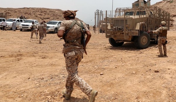 قبليون يحتجزون ضباطا إماراتيين جنوب اليمن