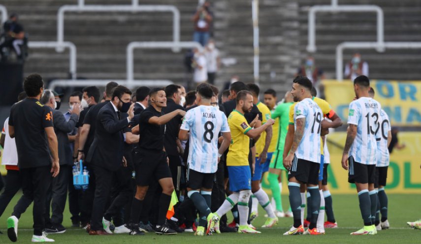 شرطة البرازيل تحقق مع لاعبي المنتخب الأرجنتيني