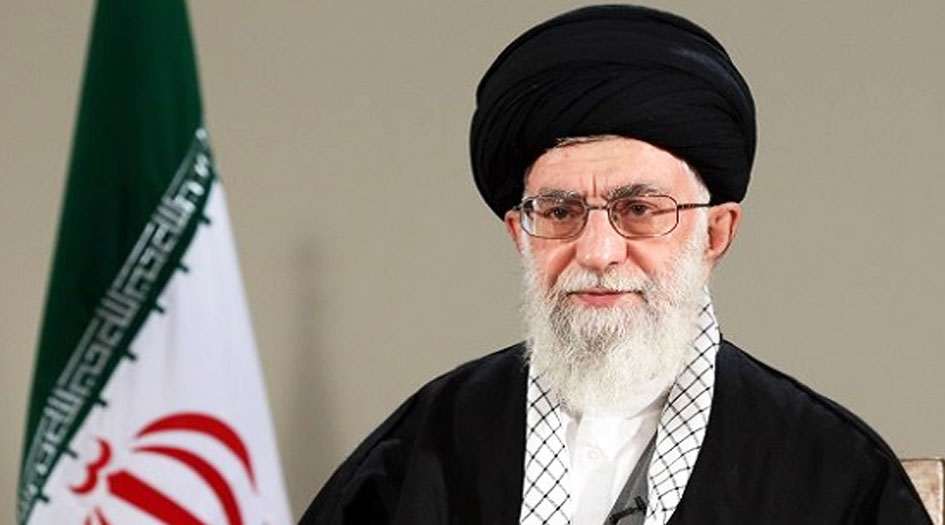 قائد الثورة الإسلامية يهنئ بعودة القطع البحرية الايرانية