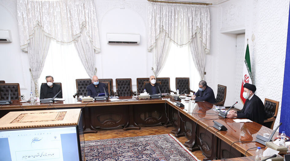 الرئيس الايراني يؤكد تحقيق خطوات جيدة في مجال مكافحة كورونا