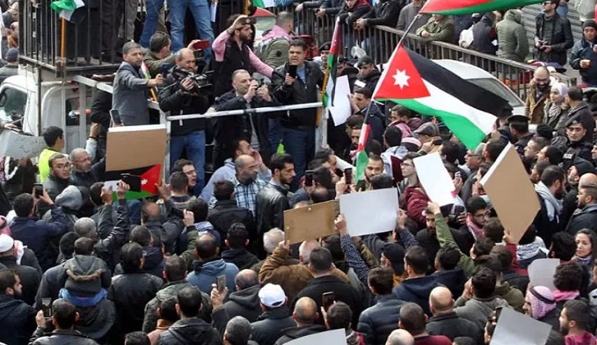 الاردن... أعمال شغب في مدينة السلط بعد مباراة كروية