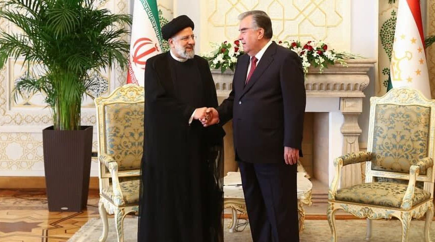 توقيع ثماني وثائق للتعاون بين إيران وطاجيكستان
