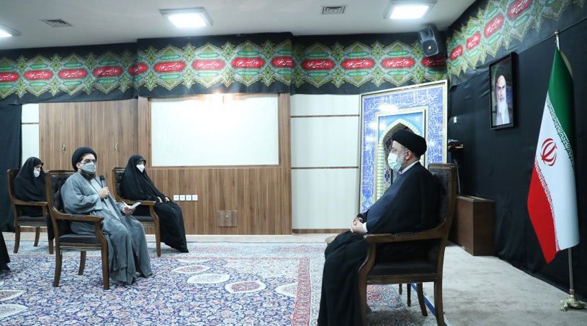 الرئيس الايراني: الصحوة في المنطقة تحققت ببركة دماء الشهداء 