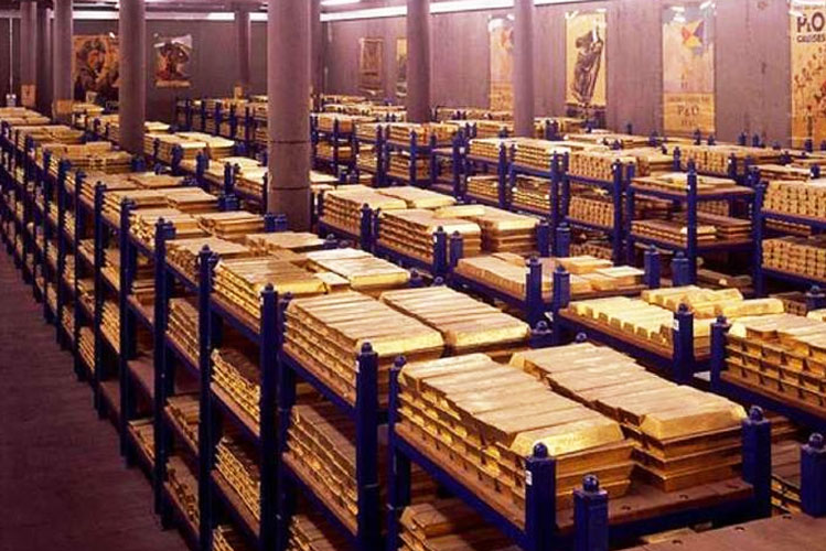 كم تمتلك الدول العربية من الذهب؟