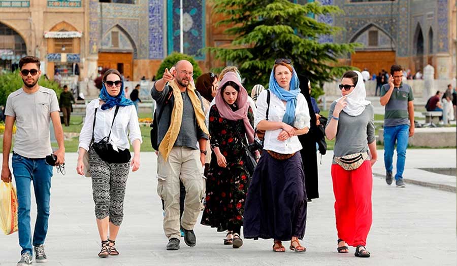 إيران تستأنف منح التأشيرات السياحية 
