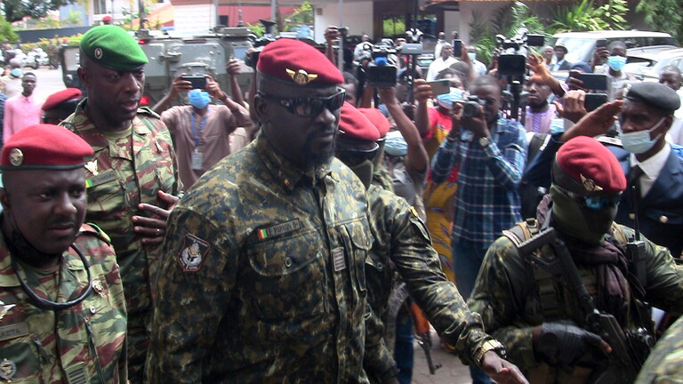 المجلس العسكري في غينيا يحظر على أعضائه خوض الانتخابات