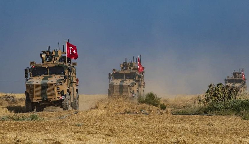 رتل عسكري تركي يدخل إدلب السورية